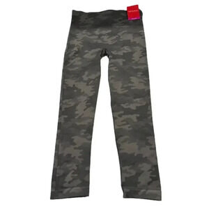 Spanx Cropped Lamn Leggings Sage Camo Women’s Size M NWT